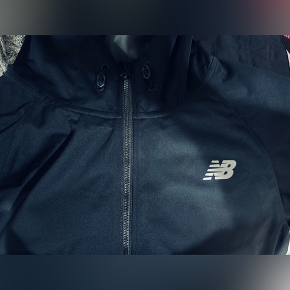 NEW BALANCE | WOMENS FULL ZIP JACKET |
HOOD | CINCH WAIST | LG | - Picture 6 of 15